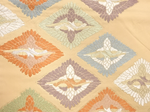  向かい鶴菱模様織出し袋帯